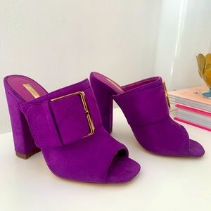 Purple heels with buckle